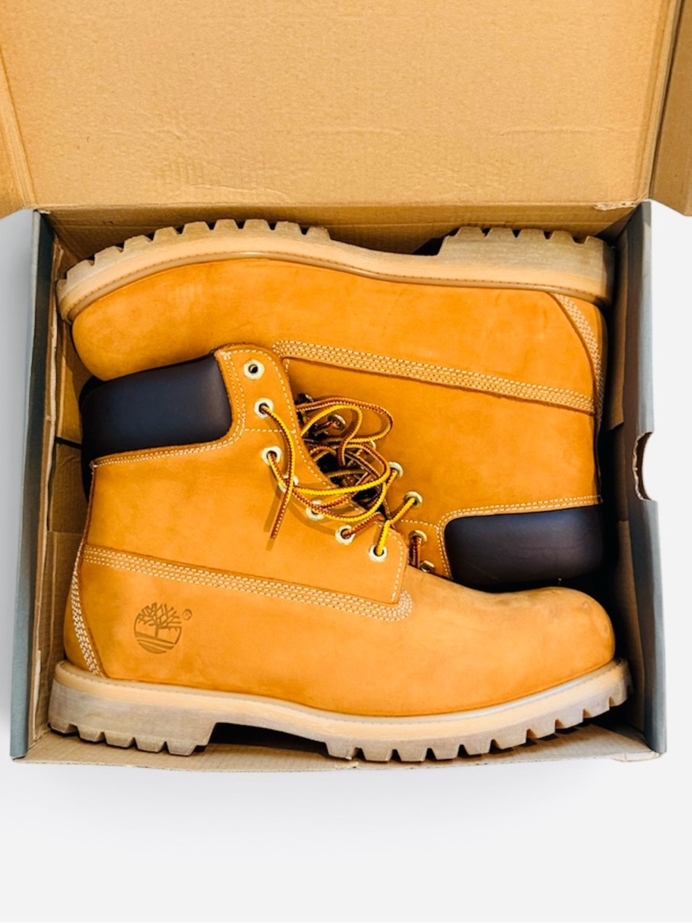 Timberland Men's Classic Wheat Nubuck Boots